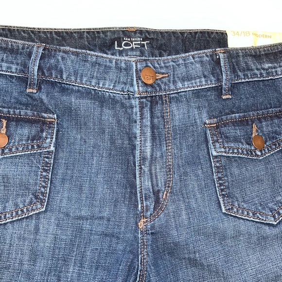 LOFT sz 18 medium blue Modern Slim Through the Hip mid rise wide leg jeans pants - Picture 4 of 14